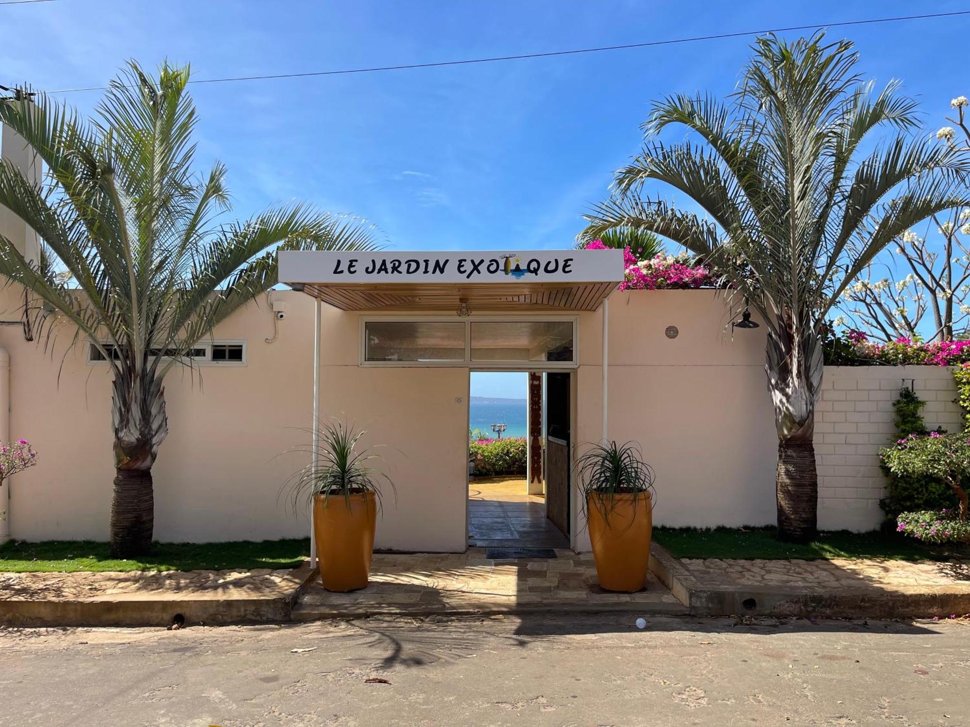 Le Jardin Exotique Hotel Antsiranana Exterior photo